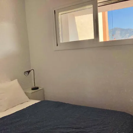 Modern Laegenhet Med Havsutsikt - Naera Allt