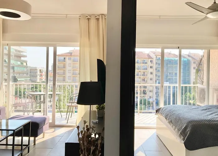 Modern Laegenhet Med Havsutsikt - Naera Allt Apartamento *