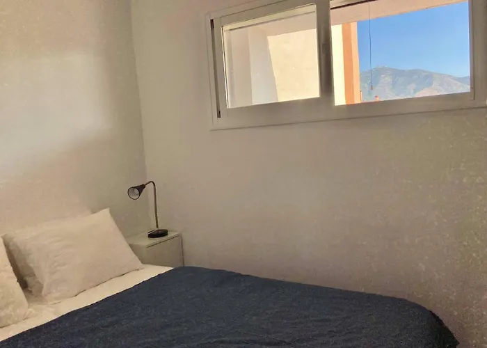 Modern Laegenhet Med Havsutsikt - Naera Allt